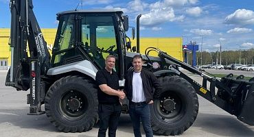 Отгрузка экскаватора-погрузчика Cukurova в г. Калуга